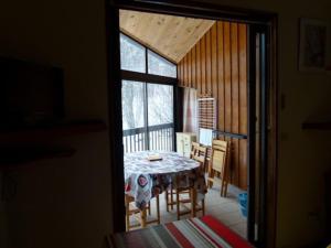 Appartements Logement dans chalet a la montagne : photos des chambres