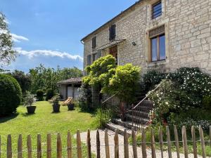 Maisons de vacances La Vayssade - Gite de Charme - 6 pers - Piscine Jacuzzi & Truffes : photos des chambres