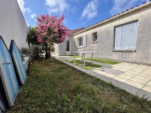 Maisons de vacances Maison Saint-Pierre-d'Oleron, 3 pieces, 5 personnes - FR-1-246A-252 : Maison de Vacances