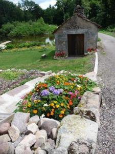 Maisons de vacances Gite La Chapelle Pleine Nature Plateau 1000 etangs : photos des chambres