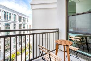 Redwood City 1BR w WD Gym BBQ nr Caltrain SFO-472