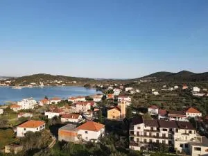 Nar Apartment - Cimera