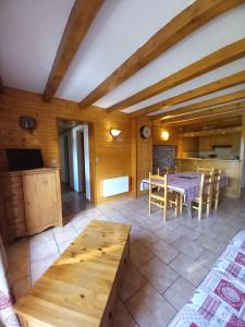 Appartements Chalet l'aubepine residence B&B : photos des chambres