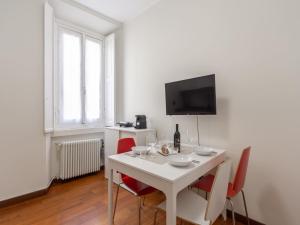 The Best Rent - Spacious Two-bedroom apartment in Porta Romana