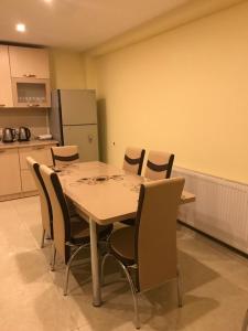 LOVELY HOUSE BAKURIANI