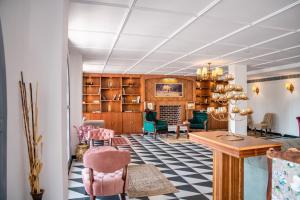 WelcomHeritage Santa Roza Kasauli