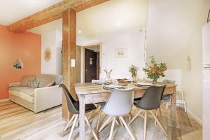 Appartements Gite Bredala situe dans les Remparts Eguisheim : photos des chambres