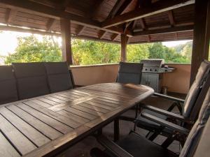 Holiday house Zarja - with sauna and hot tub