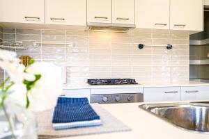 Bardia Convenient Adorable Modern 4 Br House