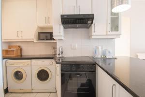 7 Bronze Beach Umhlanga Rocks