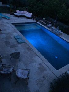 Appartements Petite maison avec terrasse et piscine : photos des chambres