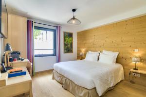 Hotels La Cachette : Chambre Double Confort avec Douche