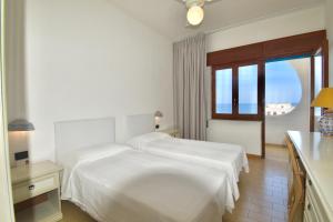 Quadruple Room with Sea View room in Cossyra Hotel