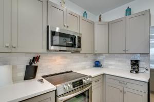 Walk to Gulf Ocean-View Home in Crystal Beach!