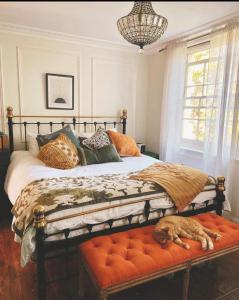 Gorgeous Grade II Listed Georgian House - Leafy Square Views - Central London