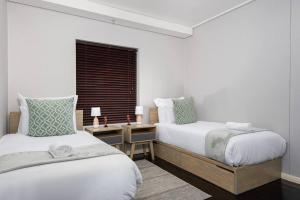 8th Floor - Table Mountain Views Central & Secure