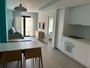 Apartamentos Bretón 17 Double Deluxe