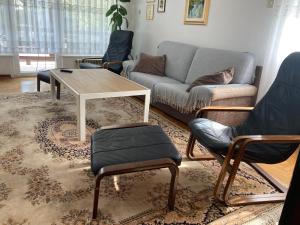 7 Flower Street Apartment