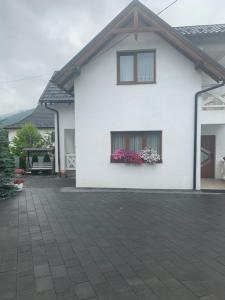 Котедж Зґарда