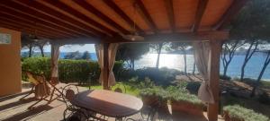 INCANTEVOLE VILLINO SUL MARE con accesso diretto alla spiaggia, posto auto e aria condizionata!