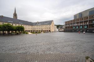 Appartements Residence St Marc - L'Art Deco - Centre ville : photos des chambres