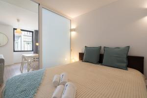 Host Wise - Charming Welcoming Flat - Centrally Located