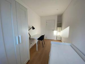 Carcavelos Beach 5 Bedrooms Serviced Apartment
