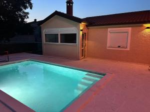 Sun&Sea Mediterranean Villa with Private Pool, BBQ&Terrace