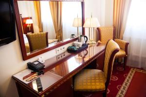 Hotel Holiday Park - Hotel, Varsavia