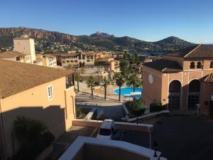 Village Cap Esterel, P2 face golf et mer