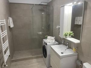 L&C Platinum Property
