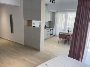 L&C Platinum Property