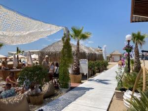 Beachfront Studio Apartment in Marina Dinevi