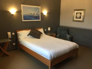 Hotels Le Pont Napoleon Moissac : photos des chambres