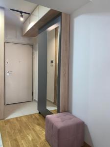 PINK Modern Apartment