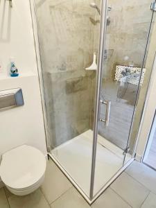 FeWo Studio Ein Bett im Kornfeld, Küche, 30qm, Souterrain