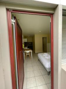 Appartements Appartement ou studio en hyper centre, pour la plage et la rue pietonne il suffit de traverser la rue , voir la photo principale : photos des chambres