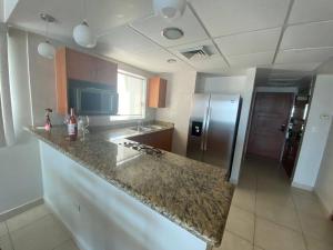 Departamento en Costa Veleros, vista a la Marina