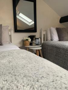 Roses Cottage cosy countryside home with open fire and mountain views near Scafell