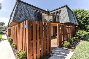 Cedar Dunes Townhome - Edgewater