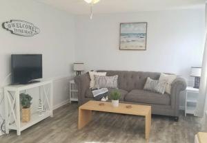 Coastal Waters 213 2Nd Floor Condo With Ocean Views From Your Balcony