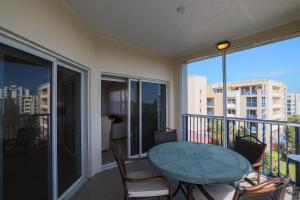 3 Bedroom 2 Bath Oceanwalk Condo With Estuary Views