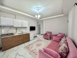 Mira Suite Apart