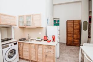 Lithos apartments