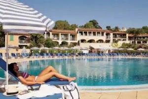 Chez Adriana Appartement Cosy avec Jardin, proche plage