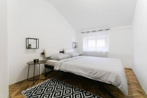 Urban Point - City Centre Pet Friendly Apartment