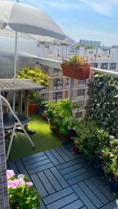 Nice loft with romantic view over the Eiffel tower