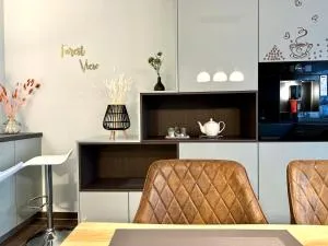 Mein Apartment, Forest View mit Balkon und Klima, bis 10 Personen - Hackenheim