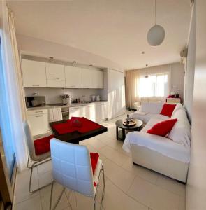 SeaScape Bliss (YooBulgaria)