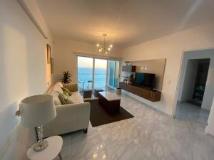 Lovely 2 bedroom oceanfront condo in Mazatlan